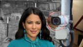 ИЗНЕНАДИЛА СЕ КАД ЈЕ ВИДЕЛА: Наша глумица снимила безбедносном камером шта раде њени јагањци на -5 степени (ВИДЕО)