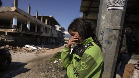 БРОЈ ПОГИНУЛИХ У ТУРСКОЈ И СИРИЈИ РАСТЕ:  У катастрофалним земљотресима страдало више од 15.383 људи