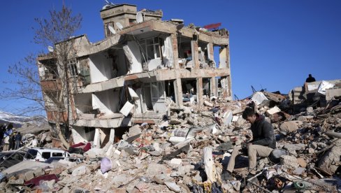 OBJEKTI U TURSKOJ KAO DA SU MINIRANI Bojović: Sve što je zidano posle zemljotresa u Skoplju, seizmološki je ispravno
