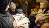 ERDOGAN POSLAO SVOJ AVION: Najpotresnija slika iz Turske - 16 beba prebačeno na sigurno, sve su ostale siročići u zemljotresu (FOTO)
