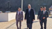 (UŽIVO) PREDSEDNIK SRBIJE U KURŠUMLIJSKOJ BANJI: Vučić odgovara na pitanje novinara (FOTO/VIDEO)