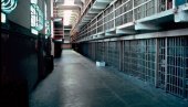 DRAMA U AMERIČKOM ZATVORU: Oko 100 zatvorenika odbilo da se vrati u ćelije