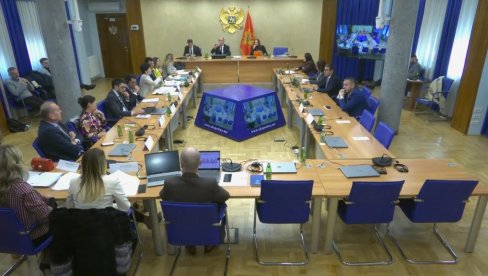 MMR VAKCINU PRIMILO VIŠE OD 4.000 MALIŠANA: U Skupštini Crne Gore održano kontrolno saslušanje predstavnika Ministarstva zdravlja