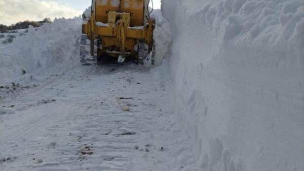 ОДРЖАНА СЕДНИЦА ШТАБА ЗА ВАНРЕДНЕ СИТУАЦИЈЕ: Ванредна ситуација у Трговишту остаје на снази