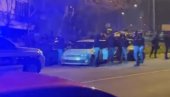 VELIKA RACIJA U BRAĆE JERKOVIĆ: Pripadnici policije pretresli skoro 20 vozila sa navijačima (FOTO)