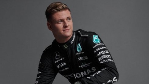 PRORADILE EMOCIJE: Sin legendarnog vozača Formule 1 na poseban način pokazao ljubav