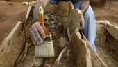 NEOBIČNO ARHEOLOŠKO OTKRIĆE U PERUU: Muškarac držao mumiju kao devojku, ispostavilo se da je mumificirani muškarac