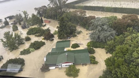 NA NOVOM ZELANDU VANREDNO: Poplave pogodile Oukland