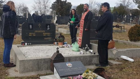 NAŠI NEPRIJATELJI LIKUJU NAD OVAKVIM SLIKAMA: Potresne scene na pravoslavnim grobljima na Kosovu i Metohiji