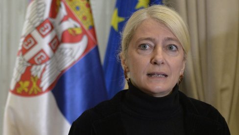 RAZGOVOR SA KINESKIM ASTRONAUTIMA: Štand CNS posetila ministarka Begović