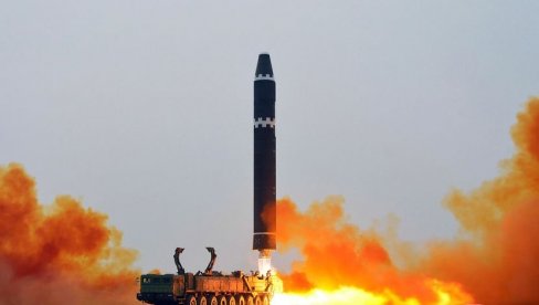 ЗВЕЦКАЊЕ ОРУЖЈЕМ НА КОРЕЈСКОМ ПОЛУОСТРВУ: Пјонгјанг испалио више крстарећих ракета са своје источне обале, Сеул вежба са војском САД