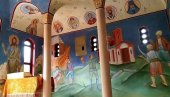 FRESKE U CRKVI RUŽICA NEĆE BITI MENJANE! SPC iz Crne Gore za Novosti: Na freskama u rožajskoj crkvi prikazani su istorijski događaji