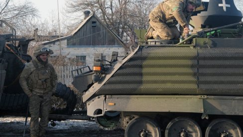 POGLEDAJTE - SAMOUBILAČKI NAPAD UKRAJINSKIH M113: Žestoke borbe na Zaporoškom frontu (VIDEO)