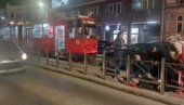ŽENA ISPALA IZ TRAMVAJA: Užas u centru Beograda