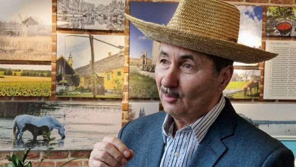 „МОЈЕ ЈЕ СРЦЕ ЦРВЕНО- БЕЛО...“ : Песме Банета Крстића, вође Гаравог сокака, заживеле на трибинама Карађорђа