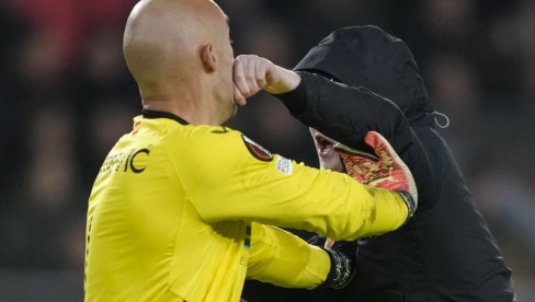 UEFA: Pokrenuta istraga protiv PSV-a zbog napada navijača na Dmitrovića