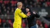 UEFA NE PRAŠTA: PSV kažnjen zbog napada navijača na Dmitrovića