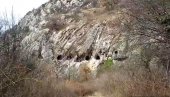 PEĆINA ČUVALA VELIKU TAJNU: Naučnici otkrili dokaze o prvoj upotrebi luka i strele pre 54.000 godina (VIDEO)