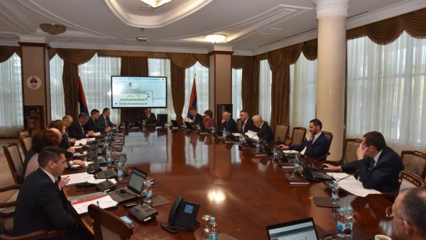 КОНАЧНО СЕ КОМПЛЕТИРА ВЛАДА РЕПУБЛИКЕ СРПСКЕ: Нови министри Денис Шулић, Селма Чабрић и Данијел Егић