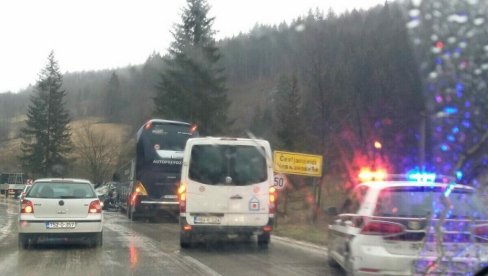 ŠEST POVREĐENIH, MEĐU NJIMA I DETE: Poznati detalji saobraćajne nesreće u kome je učestvovao autobus FK „Velež“
