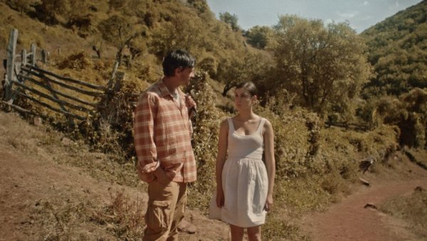 ОД ФЕСТА НЕМА БОЉЕГ МЕСТА: Нина Огњановић уочи премијере свог дебитантског филма Овуда ће проћи пут