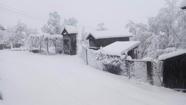 КРАЈИНА БЕЗ СТРУЈЕ, ДУБИЦА БЕЗ ВОДЕ: Снег ствара велике проблеме народу у Републици Српској