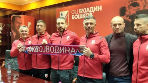ПРЕКО НИША У ЕВРОПУ: Војводина данас представила новог-старог тренера - Радослава Батака