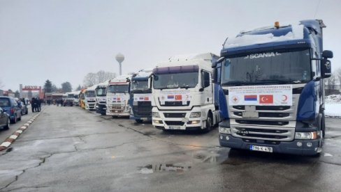СРПСКА ШАЉЕ 430 ТОНА ПОМОЋИ ТУРСКОЈ: Камиони са хуманитарном помоћи кренули на подручја погођена земљотресом