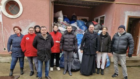 SRBI IZ RUMUNIJE POMAŽU TURSKOJ I SIRIJI: Vernici na poziv crkve prikupili novac i pakete hrane