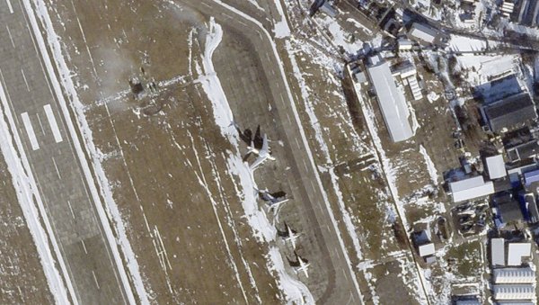 РУСКИ АВАКС ИПАК НИЈЕ ОШТЕЋЕН У НАПАДУ У БЕЛОРУСИЈИ: Стелитски снимци не указују на штету на авиону