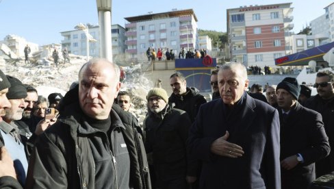 ERDOGAN TRAŽI OPROŠTAJ: Prvi čovek Turske okrivio loše vreme i stalne potrese za odlaganje spasavanja