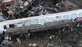 DRON TRAGA ZA NESTALIMA Potresne scene jutro nakon stravičnog sudara vozova u Grčkoj (FOTO/VIDEO)