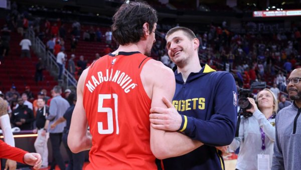 СРПСКИ ПОЗДРАВ У НБА: Марјановић први честитао Јокићу на невероватном достигнућу (ВИДЕО)