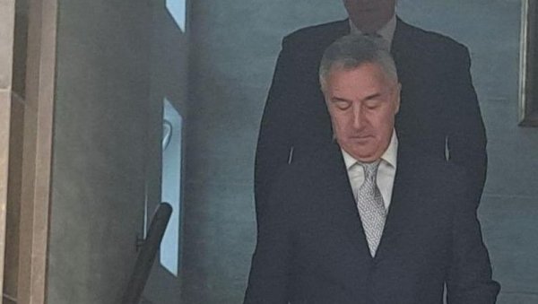 МОЖЕ ЛИ МИЛО ТРЕЋИ ПУТ: Председничком кандидатуром, коју је поднео први човек ДПС, позабавиће се Уставни суд