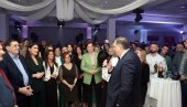 DODIK UKRSTIO GLAS SA NIKOLOM ROKVIĆEM: Predsednik Srpske na proslavi 8. marta u Doboju (VIDEO)