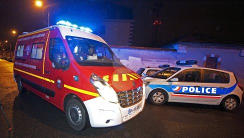 NESREĆA U FRANCUSKOJ: Prevrnuo se vagon turističkog voza, više osoba povređeno