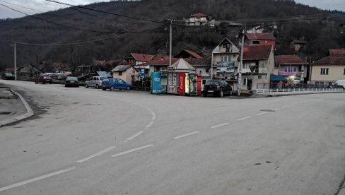 TRAGEDIJA U TRGOVIŠTU: Dvogodišnja devojčica pala sa terase i teško povređena