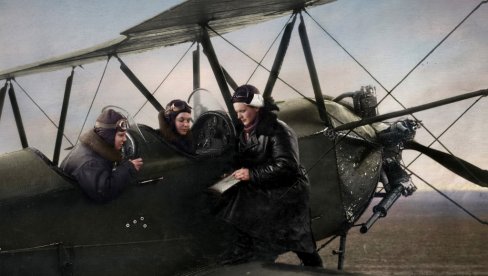 NEMCIMA SU UTERIVALI STRAH U KOSTI: Noćne veštice, prve žene vojni piloti u XX veku (FOTO)
