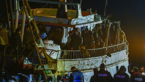 DVADESET OSOBA NESTALO: Ponovo potonuo brod koji je prevozio migrante