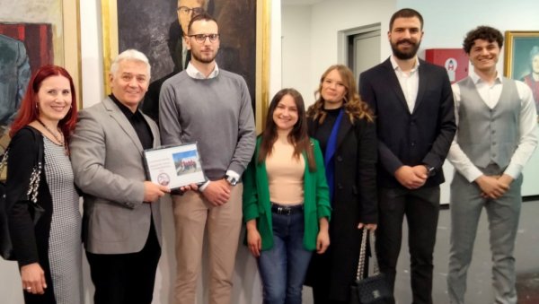 ХУМАНОСТ ДИПЛОМИРАЛИ НА ДЕЛУ : Новосадски студенти,  учесници спасилачке мисије после земљотреса у Турској