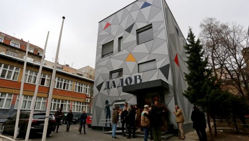 НОВО РУХО СТАРОГ ДАДОВА Свечано отворено обновљено здање најпознатијег омладинског позоришта у Београду