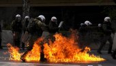 HAOS NA GRČKIM ULICAMA: Demonstranti se sukobili sa policijom (VIDEO)