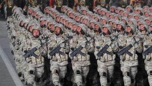 УКРАЈИНЦИ УПОЗОРАВАЈУ: Нахрањени су и спремни за јуриш