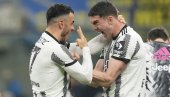 VLAHOVIĆ I KOSTIĆ GLEDAJU U NEVERICI: UEFA zadaje najveći udarac Juventusu
