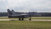 MOGU DA LETE, ALI NE I DA SE BORE: Slovačke MiG-29 „sređivali“ ruski majstori