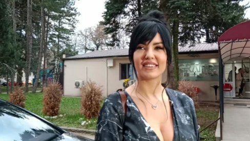ODUŠEVLJENA POGLEDOM: Pogodite gde uživa Tanja Savić (VIDEO)