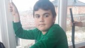 NAŠA POMOĆ JE POTREBNA DEČAKU IZ GRAČANICE: Lek za Andriju Pavića u Italiji
