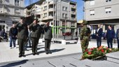 НАТО АГРЕСИЈУ НЕ СМЕМО ДА ЗАБОРАВИМО: У Ћуприји обележили сећање на бомбардовање Алијансе  (ФОТО)