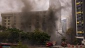 ГОРИ СКЛАДИШТЕ У ХОНГКОНГУ: Због ватрене стихије евакуисано 3.400 људи