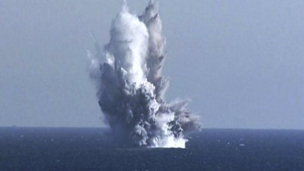 КИМ ЏОНГ УН НАДГЛЕДАО ТЕСТИРАЊЕ: Крстарећа ракета са ратног брода погодила мету